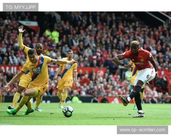 冈崎慎司鱼跃冲顶，皮球应声入网