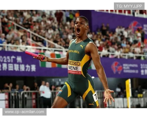 【比赛现场直击】冠军运动员的临场应变能力，运动员进场展示